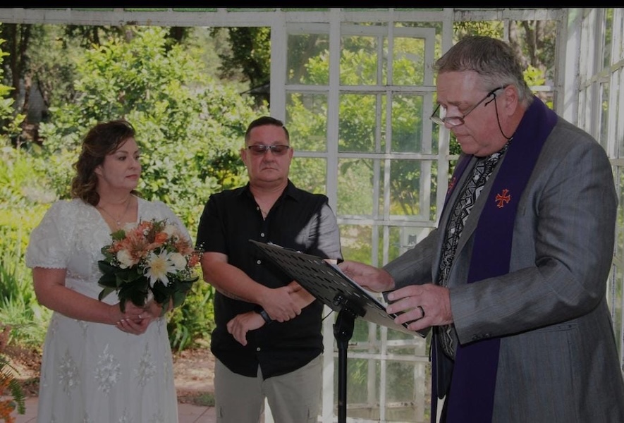 Wedding ceremony by Dr. Gerrit Rademeyer in Hazyview