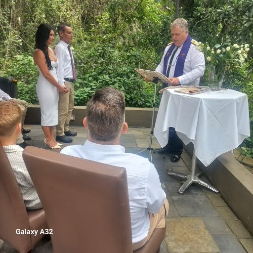 Wedding ceremony by Dr. Gerrit Rademeyer in Hazyview